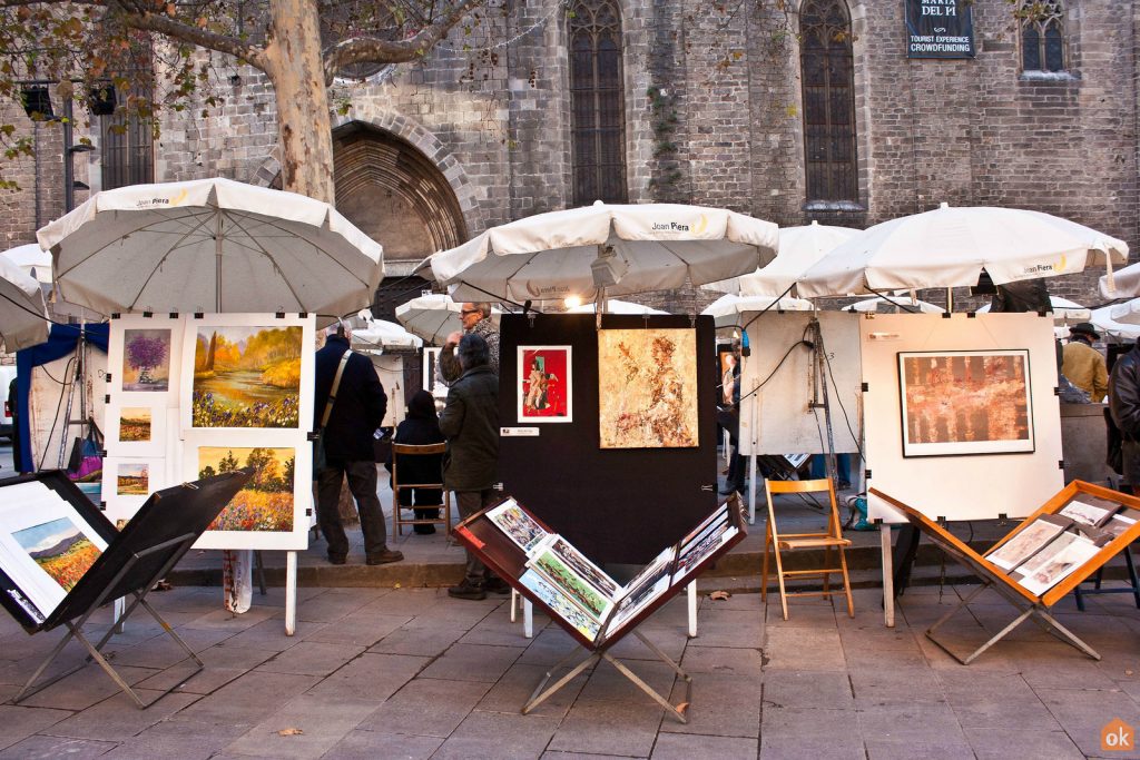 markt met eigen kunstwerken