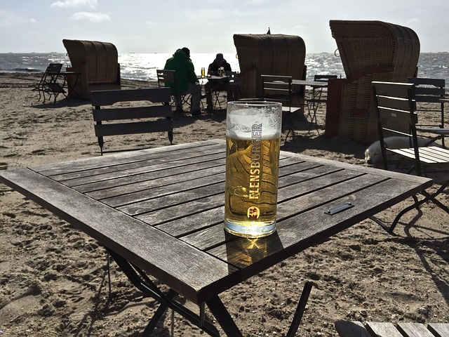 bier op het strand