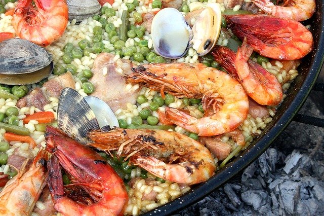 paella met zeevruchten