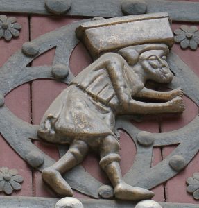 detail on gate church santa maria del mar barcelona