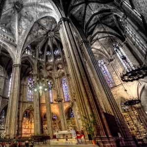 binnenkant kathedraal barcelona