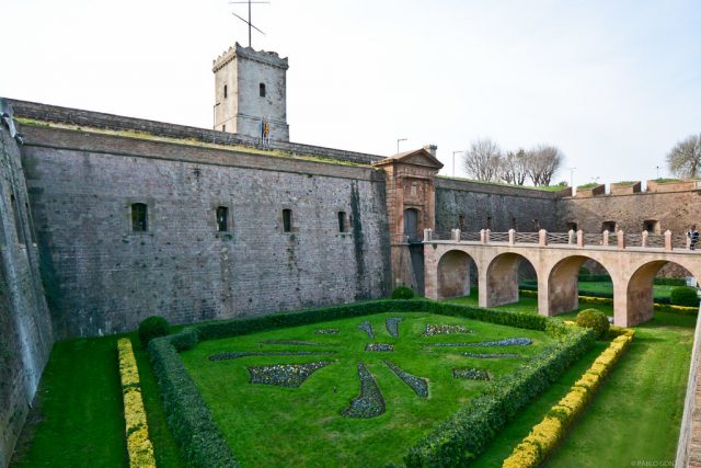 kasteel montjuic in barcelona