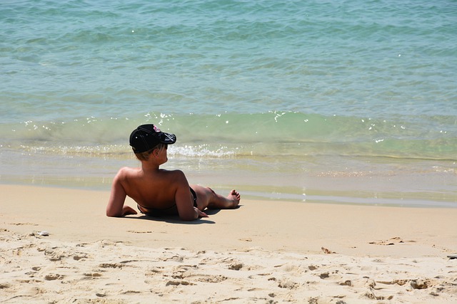Strande nudist Find din