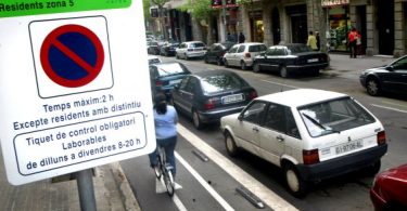 parkeerbord in barcelona