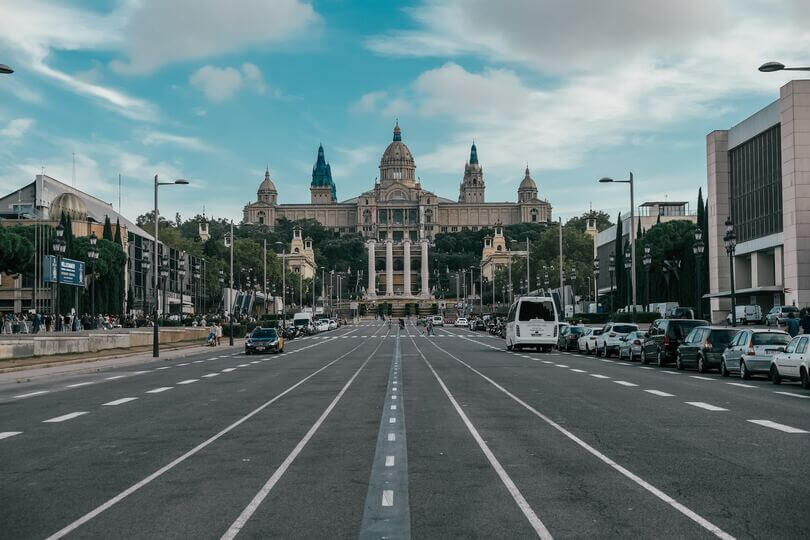 Weg naar berursgebouw automobile barcelona 2023